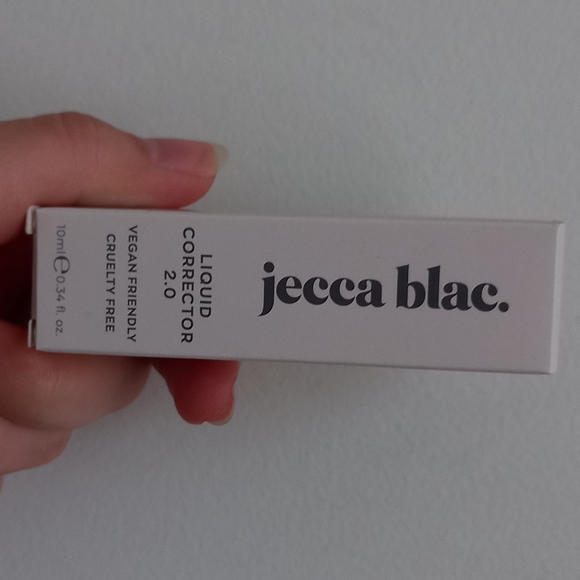 Liquid Corrector 2.0 - Picture 2 of 2